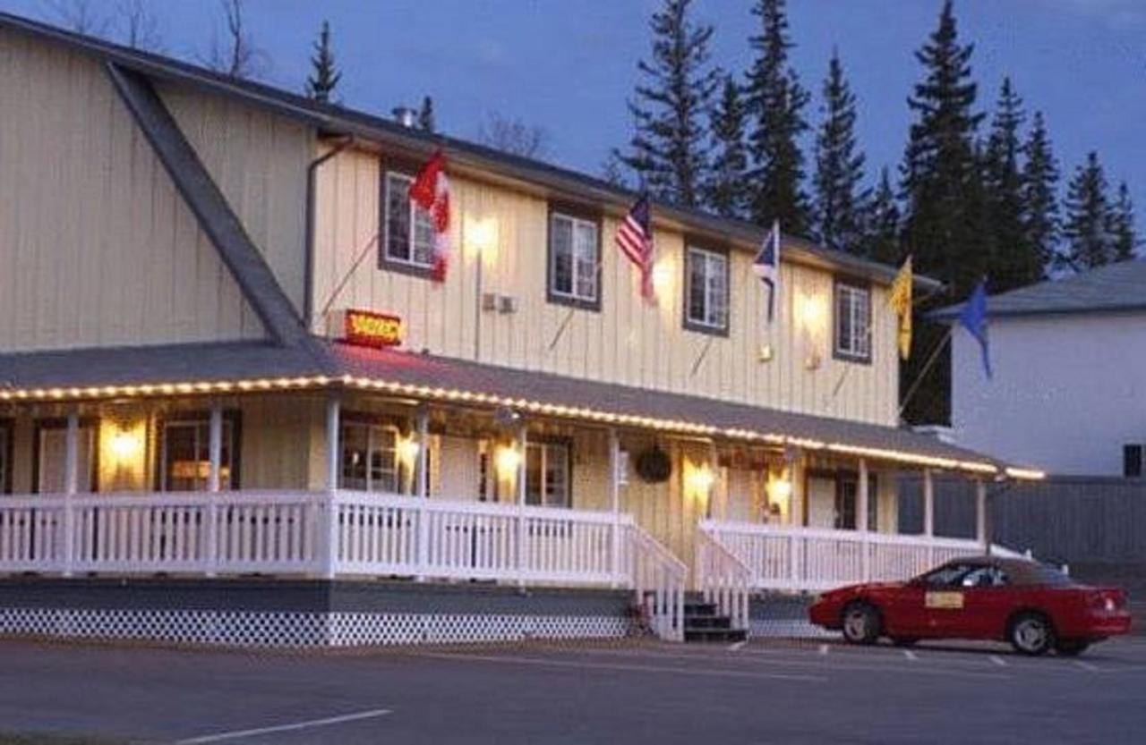 Mccracken Country Inn Hinton Bagian luar foto